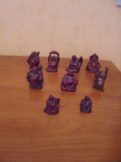 Lot de 9 bouddhas (75) 15 Tours (37)
