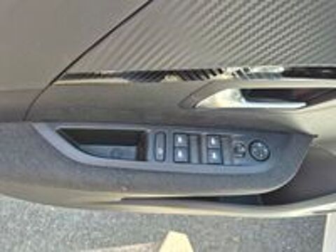 208 PURETECH 100 S&S BVM6 ACTIVE BUSINESS R' 2023 occasion 60230 Chambly