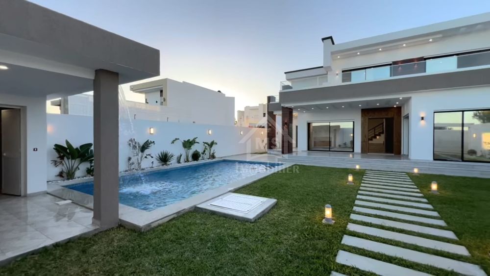 Vente Villa Villa S+4 toute neuve avec piscine à Hammamet Sud Hammamet sud, tunisia (Tunisie)