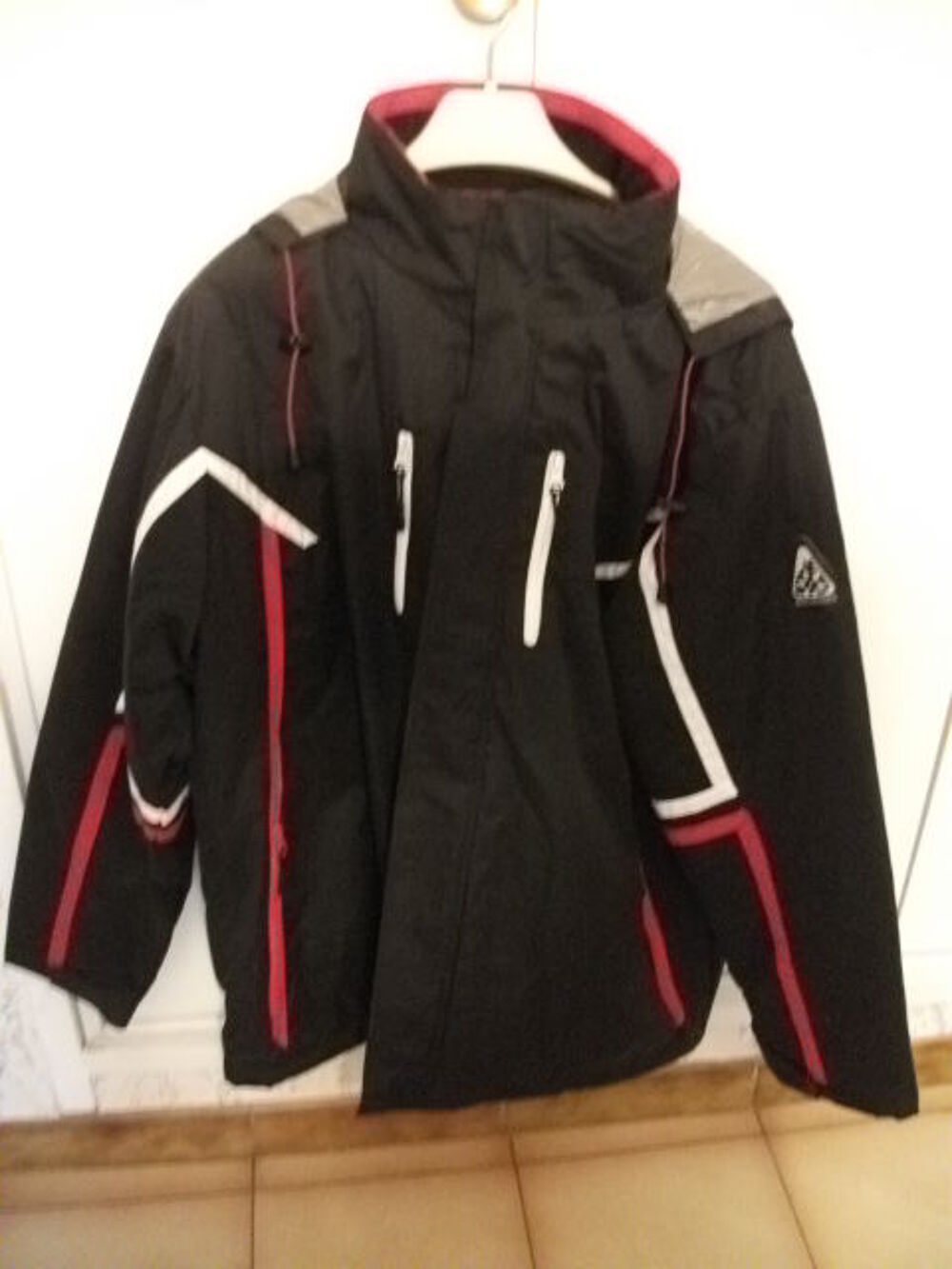 anorak d&eacute;perlant Vêtements