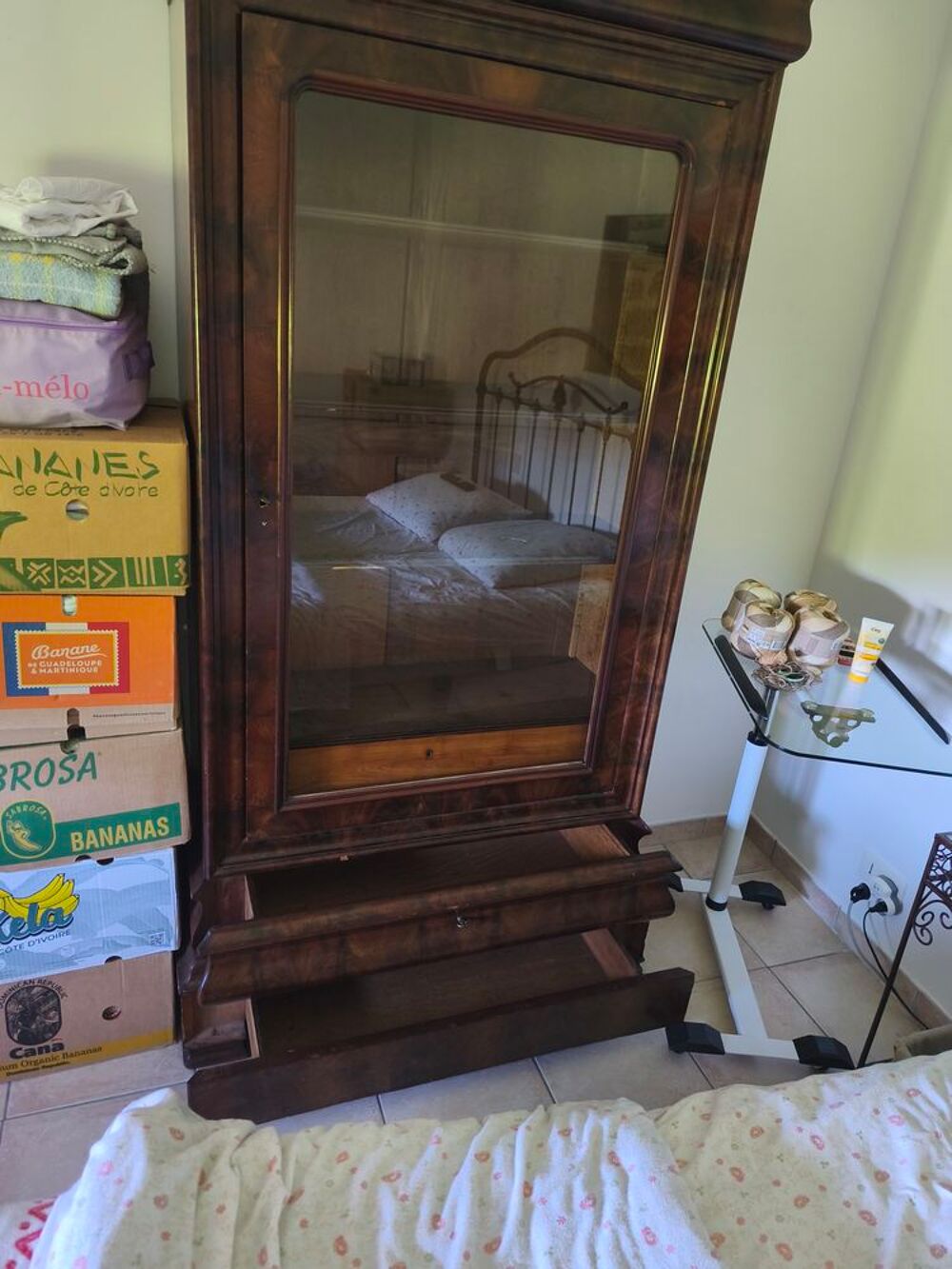 Armoire vitr&eacute;e Meubles