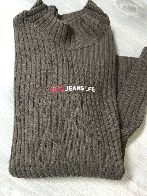 pull marron Harry Landers Sport   Taille S 15 Saint-Genis-Laval (69)
