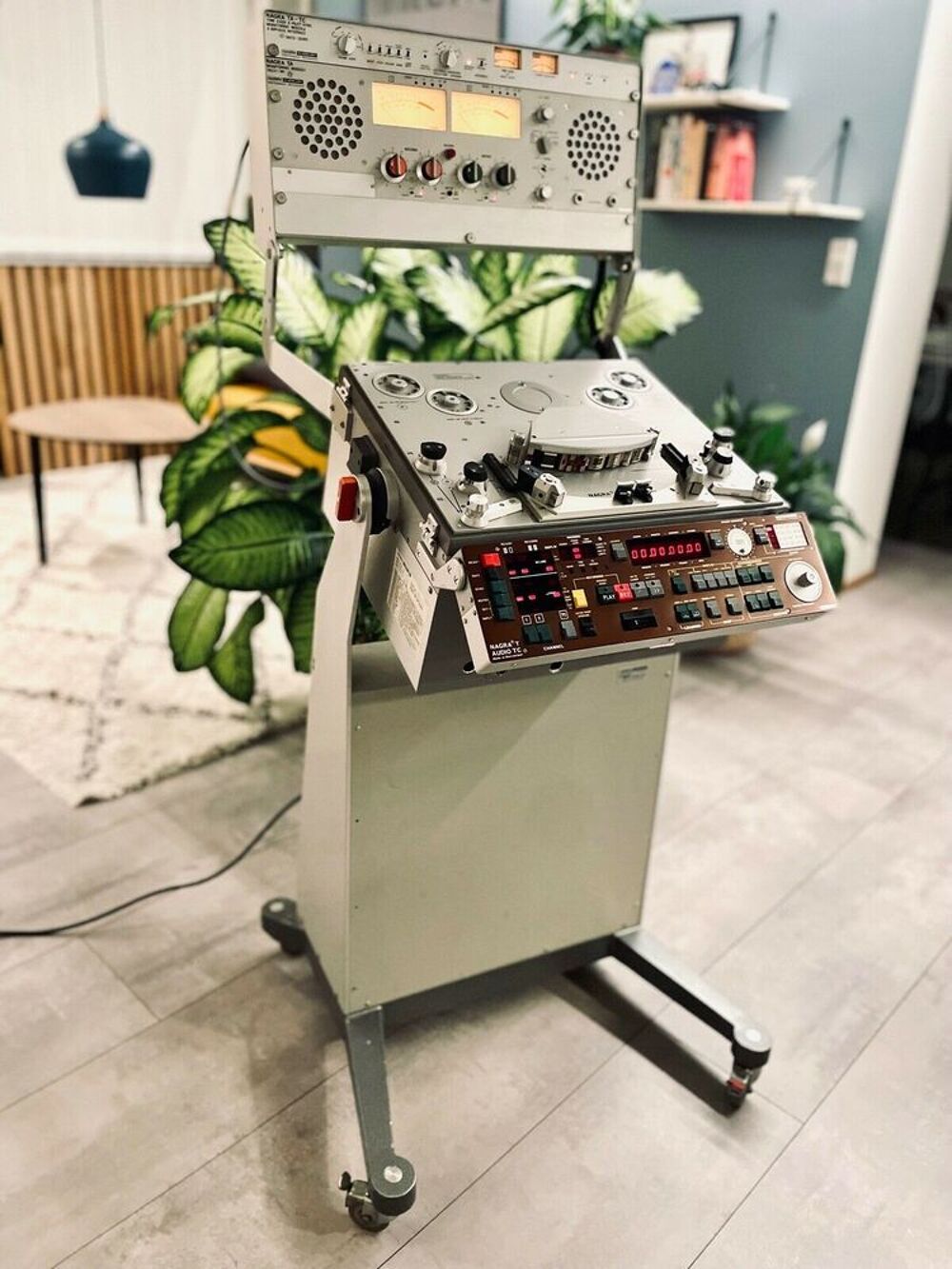 Ach&egrave;te mat&eacute;riel de la marque NAGRA - Buy NAGRA brand equipme Audio et hifi