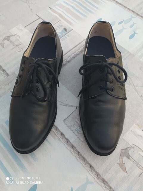 CHAUSSURES DE VILLE HOMME EN CUIR NOIR comme NEUVES P.45  12 Grosbliederstroff (57)