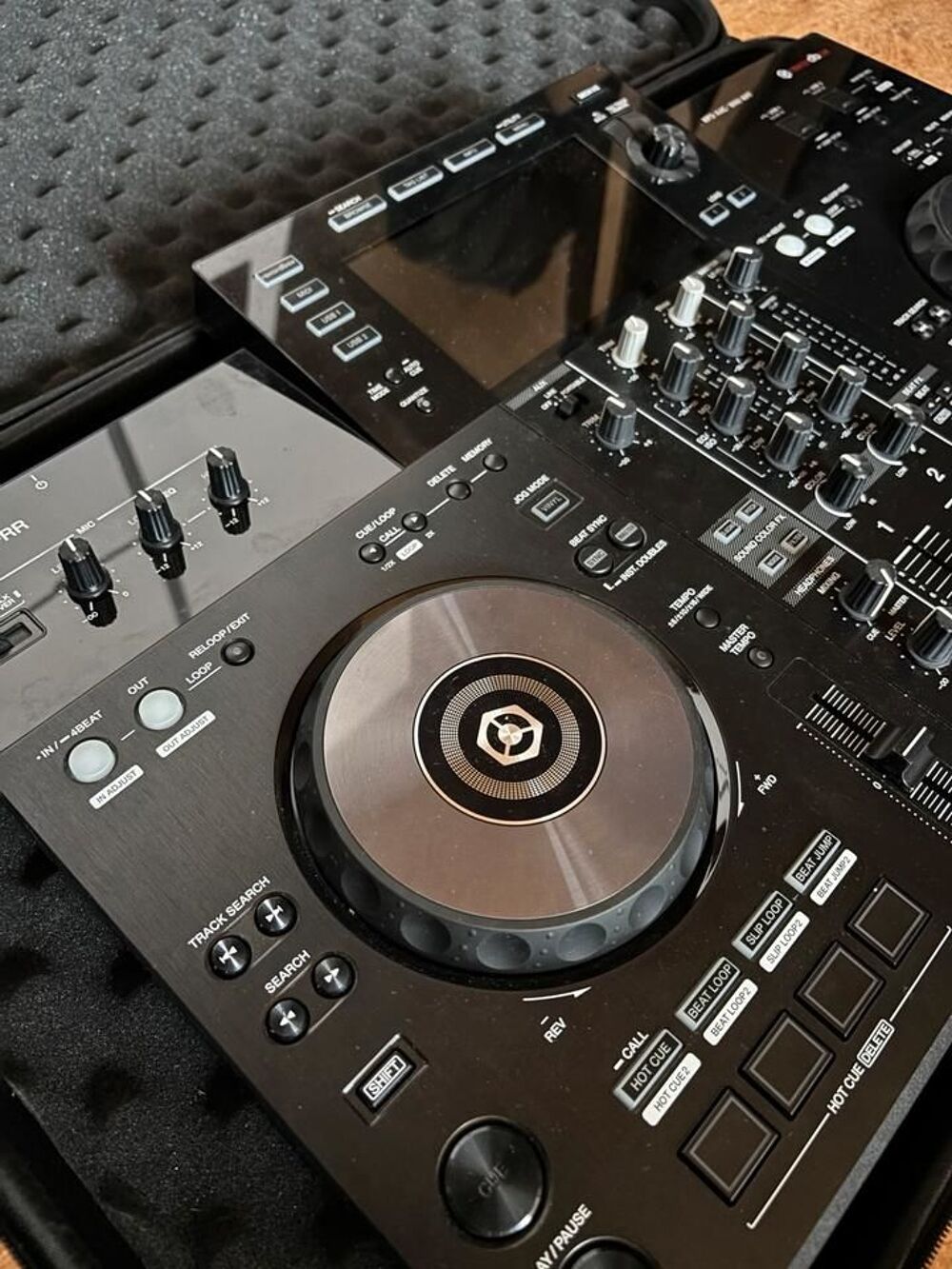 Pioneer DJ XDJ-RR + &Eacute;tui Flyht Pro + Decksaver Instruments de musique