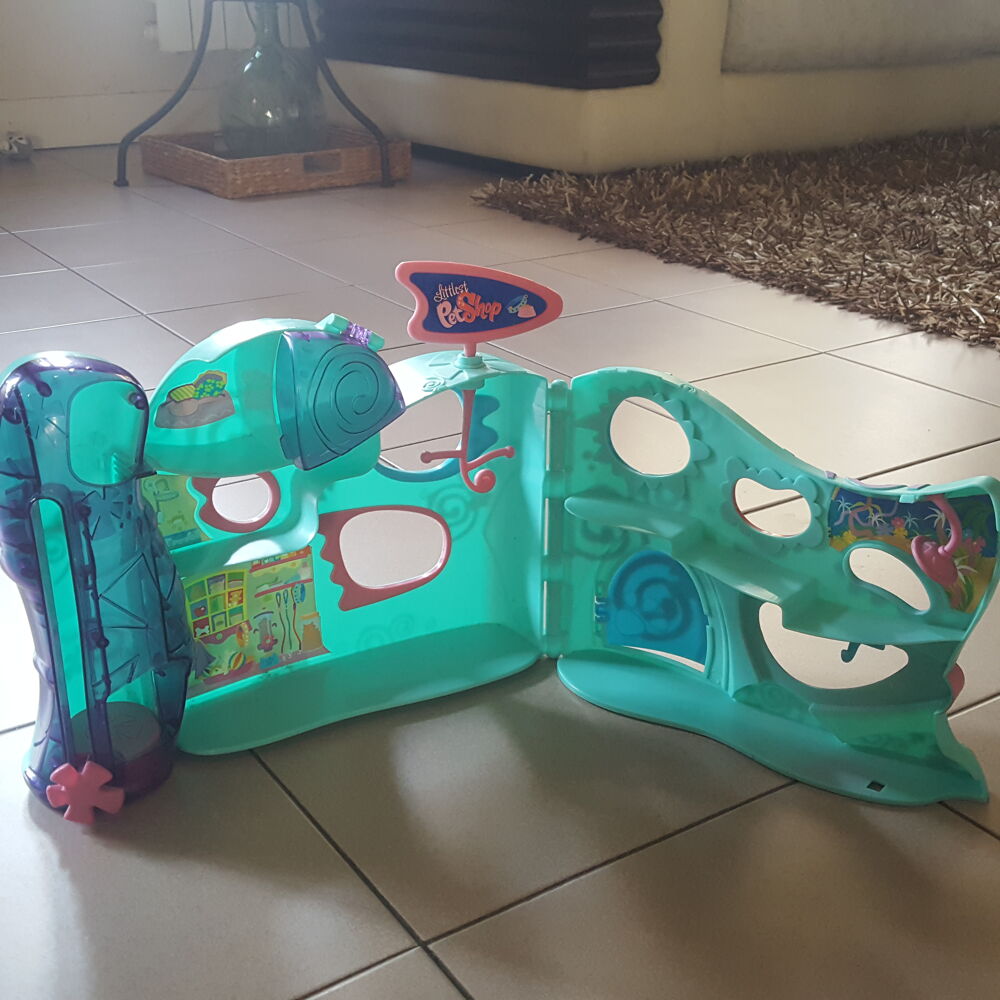 Lot 3 maisons PETSHOP Jeux / jouets