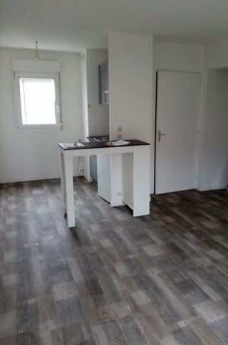 Appartement à louer 1 pièce 25 m²