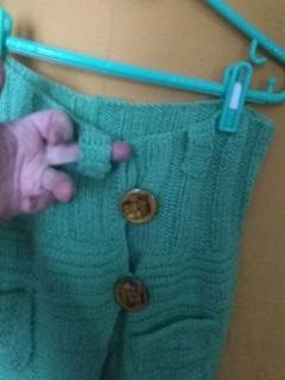 travailler avec m&eacute;ditation d'amour UNIVERSEL. Vêtements