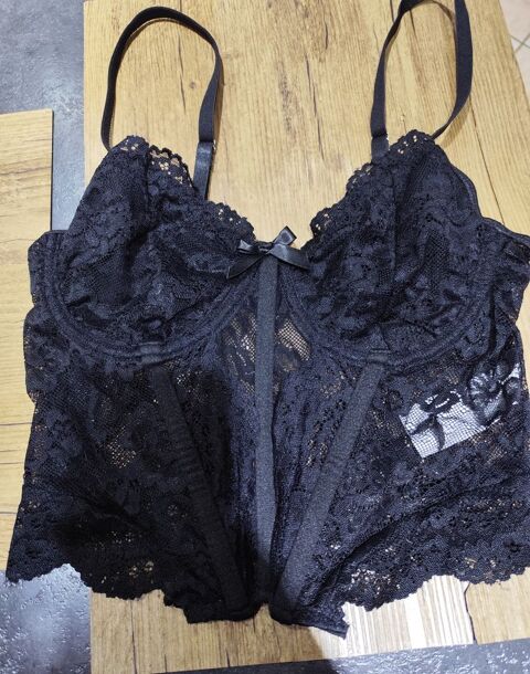Offre bustier en dentelle 1 Rouen (76)