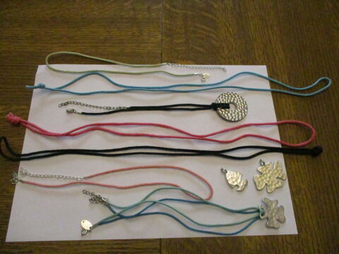 diff�rents cordons et sujets, bleus, noir, rose et belge 0 M�rignies (59)