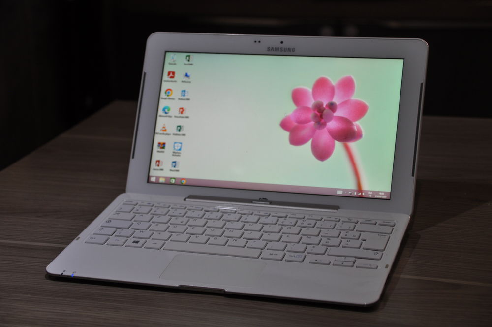 Tablette Samsung XE500T1C de 11,6 pouces Tlphones et tablettes