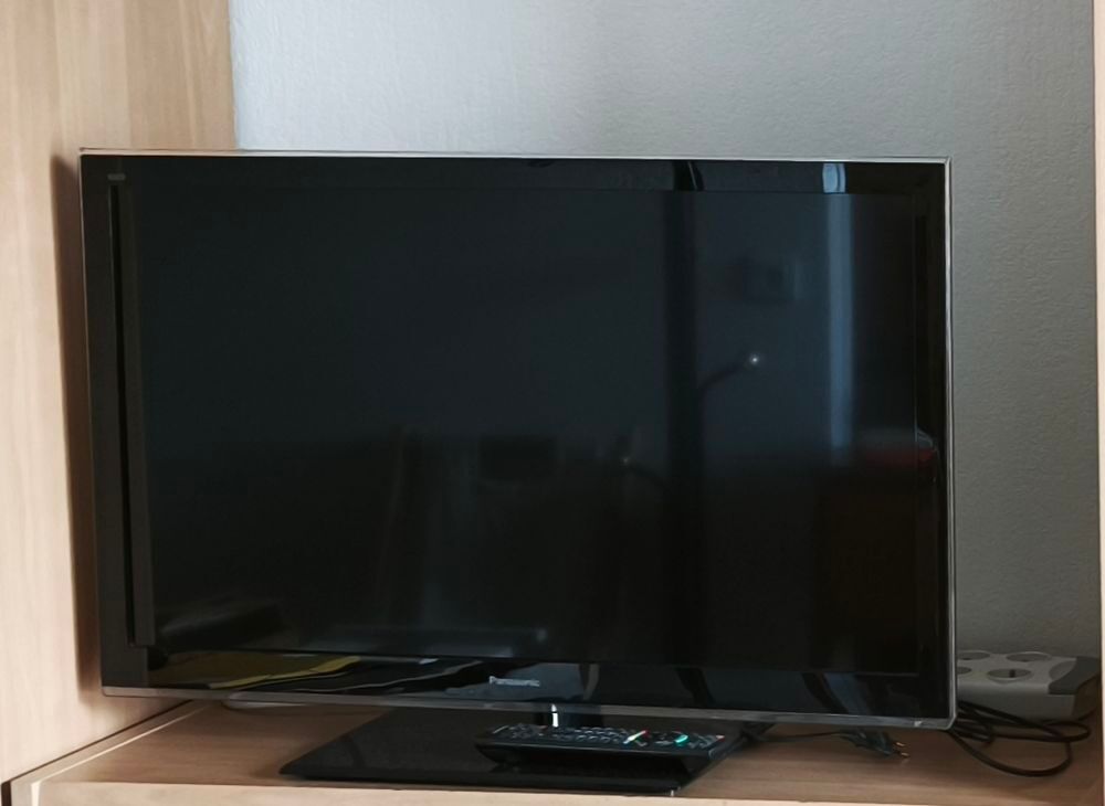 T&eacute;l&eacute;viseur Panasonic TX-L32E5E Photos/Video/TV