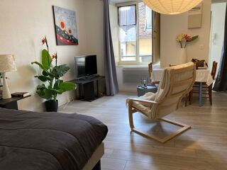  Appartement à louer 1 pièce 28 m²