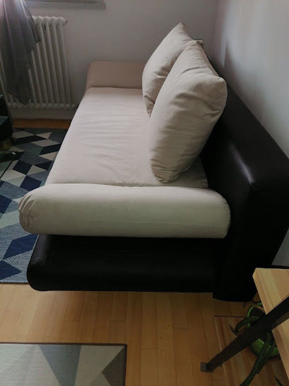 CANAPE CONVERTIBLE PARFAIT ETAT COMME NEUF Meubles