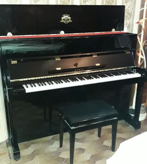piano d'tude KAWAI 1400 Carros (06)