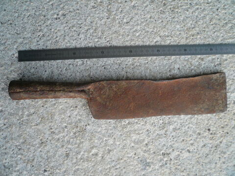 Hachoir tout en fer ancien 37cm 15 Boisset-et-Gaujac (30)