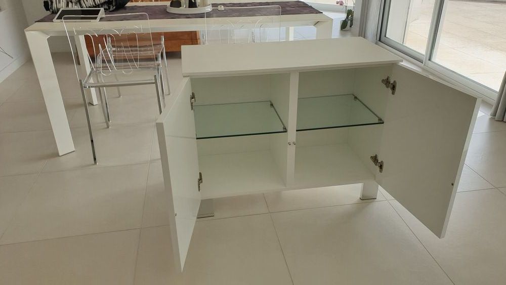 Meuble de salon laqu&eacute; blanc Meubles