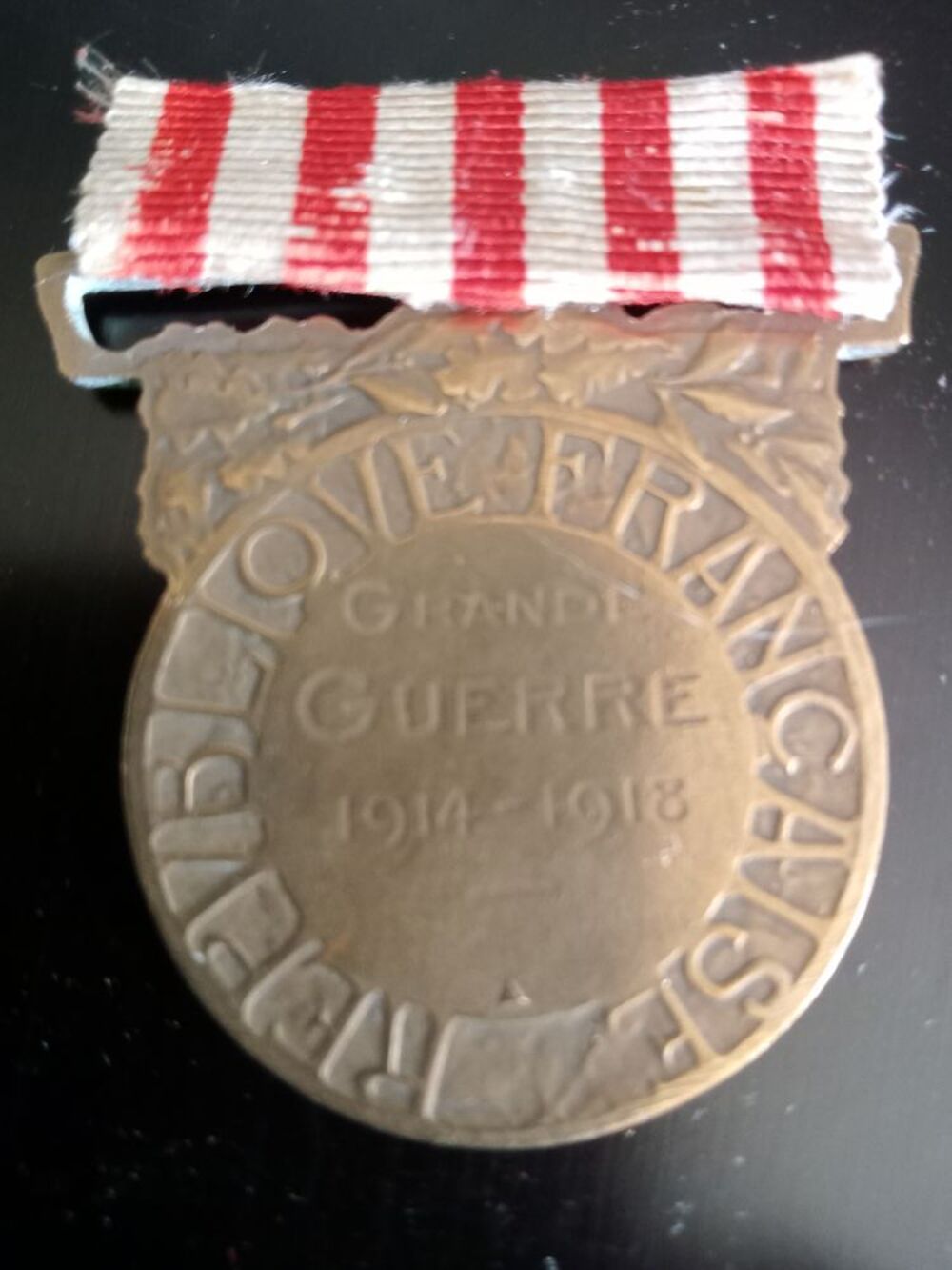 MEDIALLE "CROIX DU COMBATTANT" Décoration