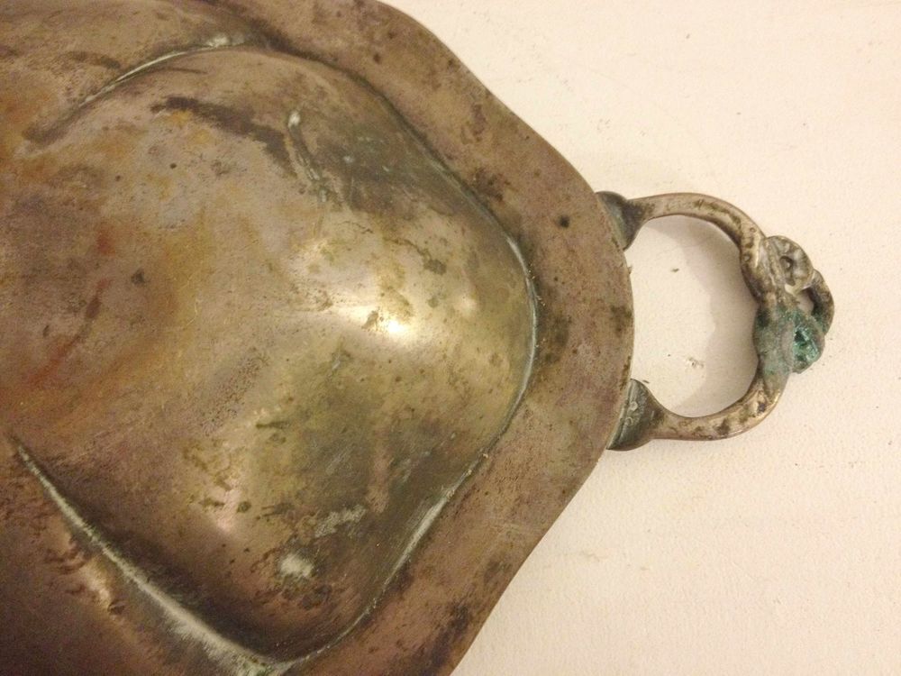 Souvenir ancien plat &agrave; corbeille &agrave; service ou autre Décoration
