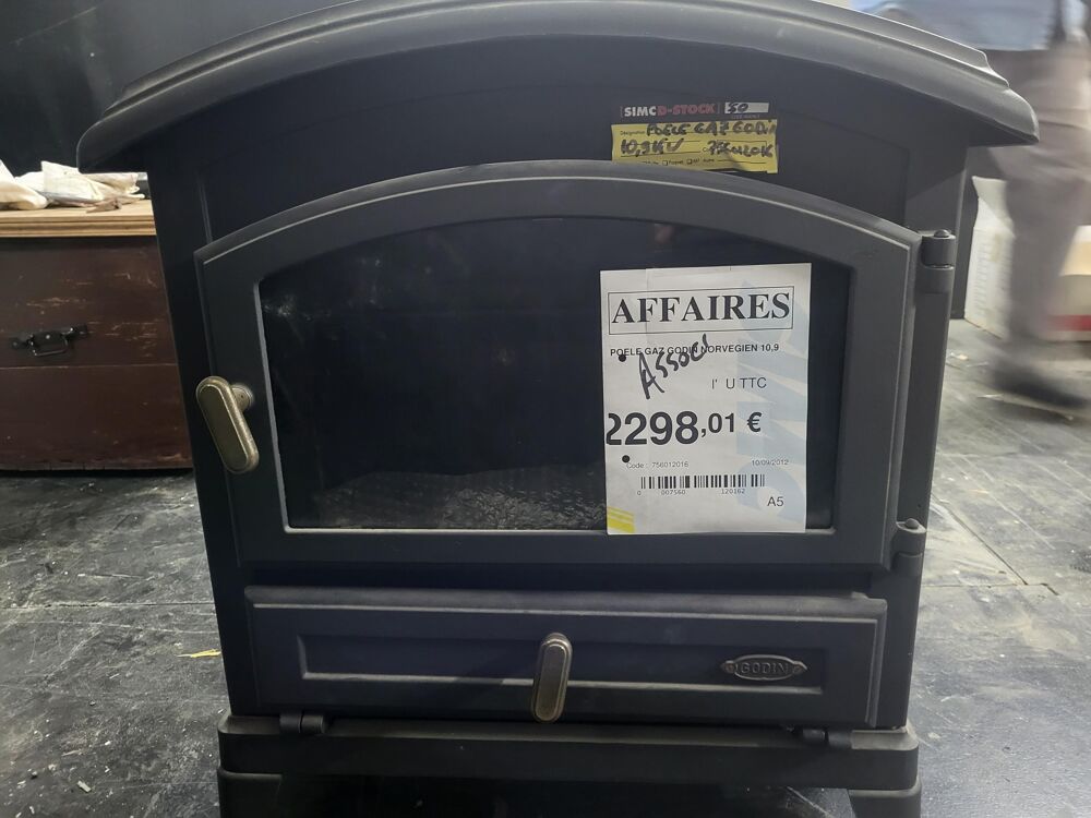 Poele a gaz norvegien 10.9kw Electroménager