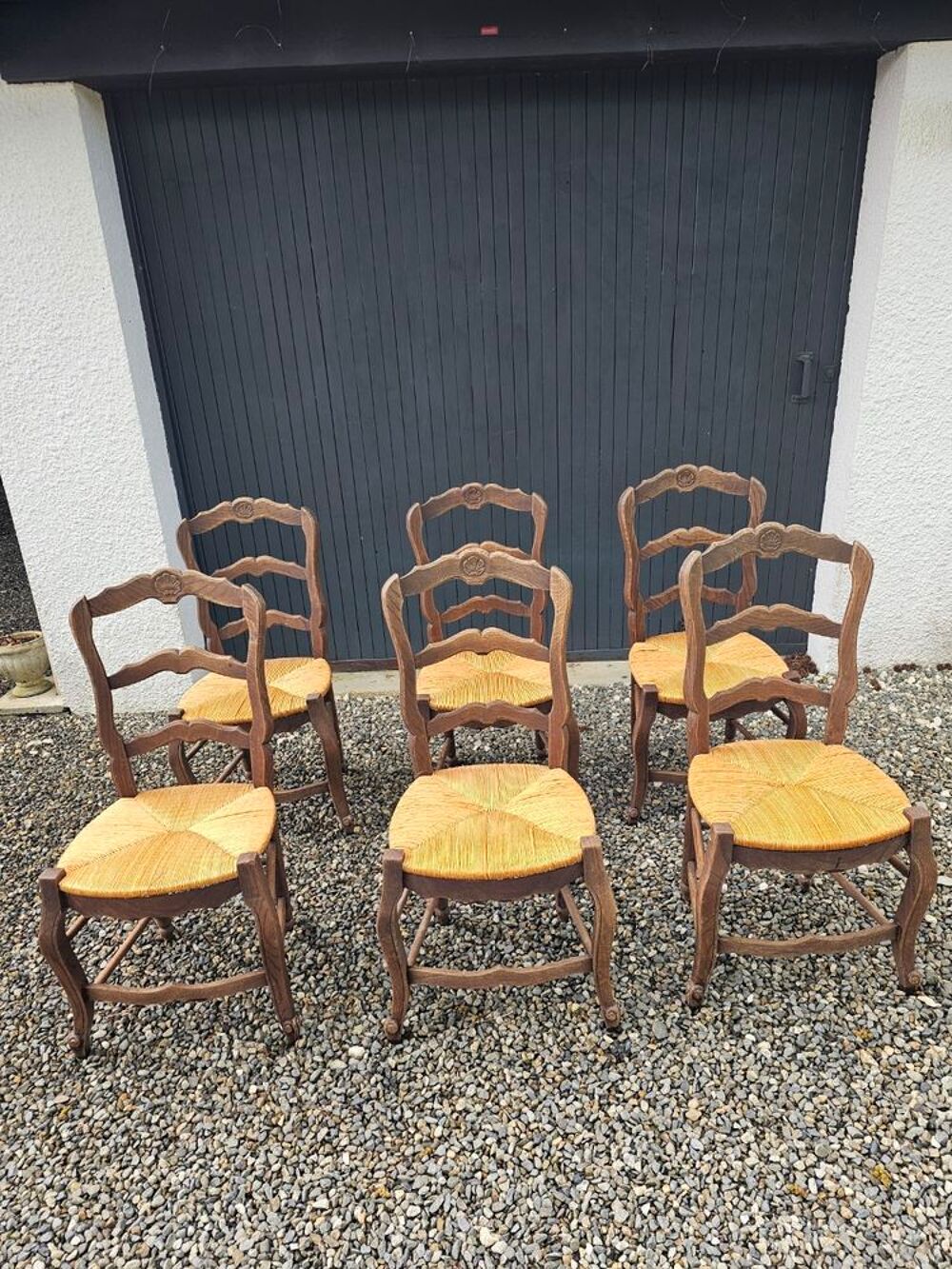 6 chaises anciennes Meubles