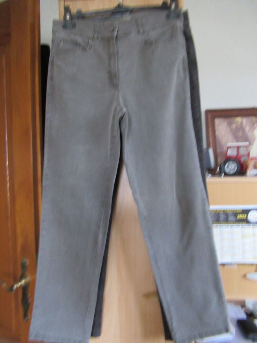 Pantalon femme Zerres taille 42 brun-gris Vtements