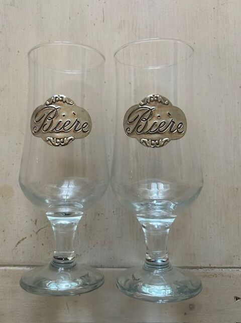 2  CHOPES  a   bière   '' ETAIN    ( jamais servies ) Cerny (91)