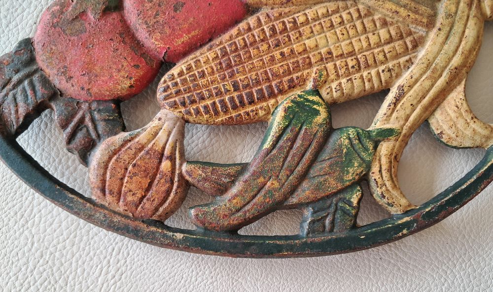 dessous de plat en fonte ovale et color&eacute; th&egrave;me campagne Décoration