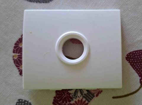 Enjoliveur TV simple 3 Gap (05)