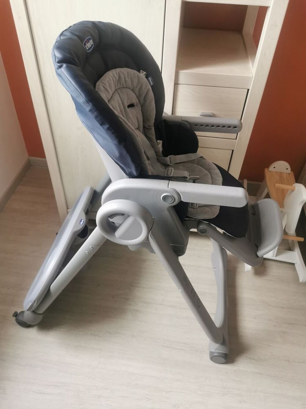 Chaise haute Puériculture