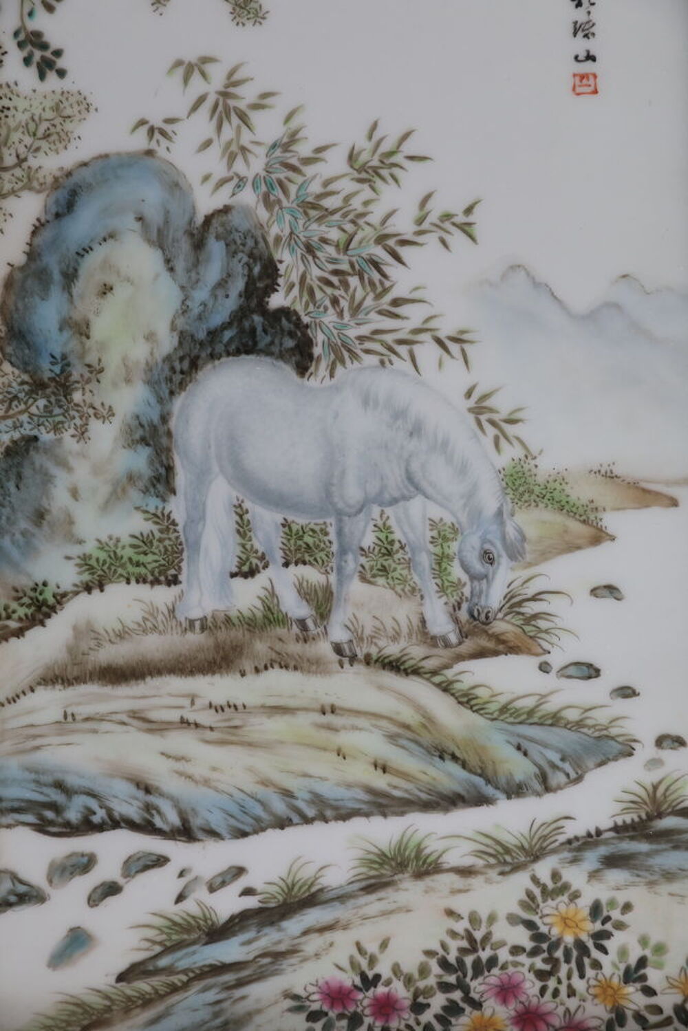 PLAQUE CHINOISE CHEVAL BLANC PEINT A LA MAIN 