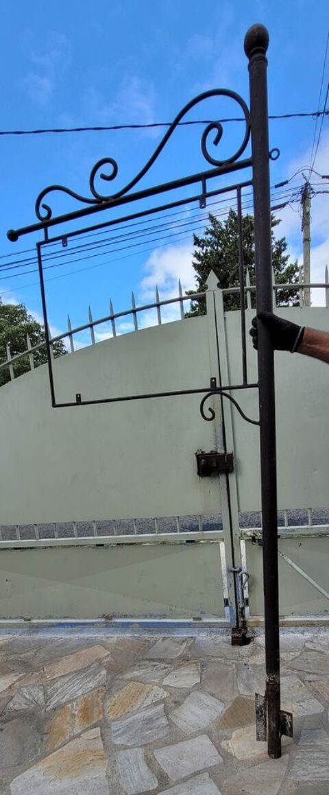 Support publicitaire 150 Condillac (26)