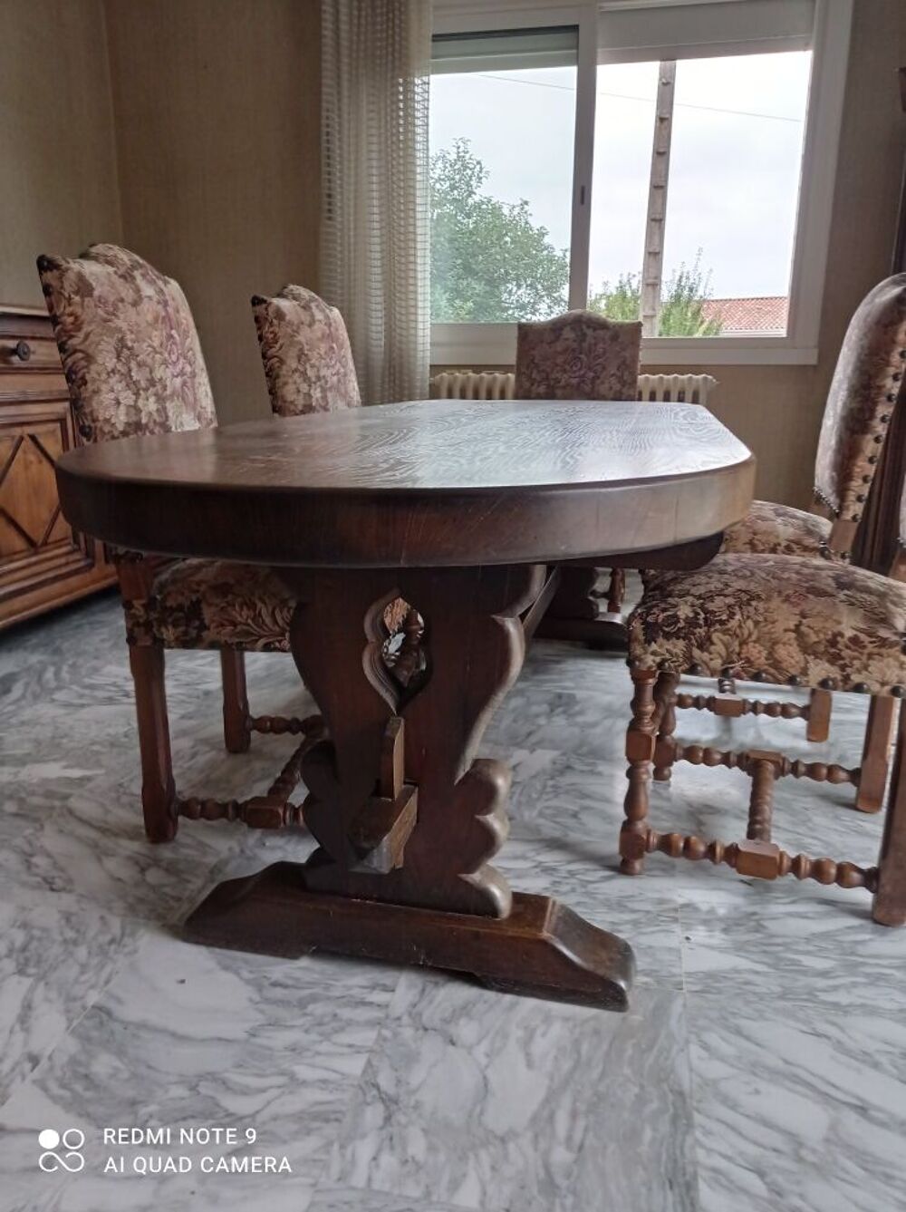 SALLE A MANGER COMPL&Egrave;TE LOUIS XIII CH&Ecirc;NE MASSIF Meubles