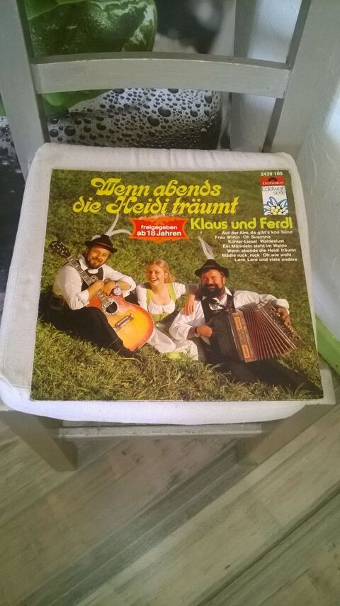 Vinyle Klaus Und Ferdl
Wenn Abends Die Heidi Tr�umt
1976
5 Talange (57)