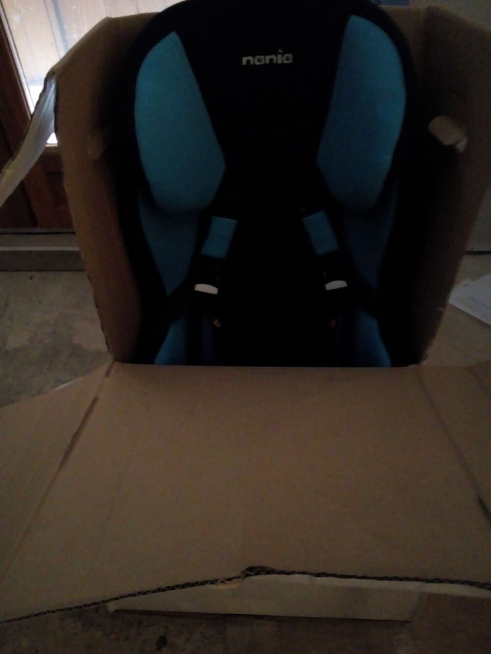 si&egrave;ge auto neuf Pu�riculture