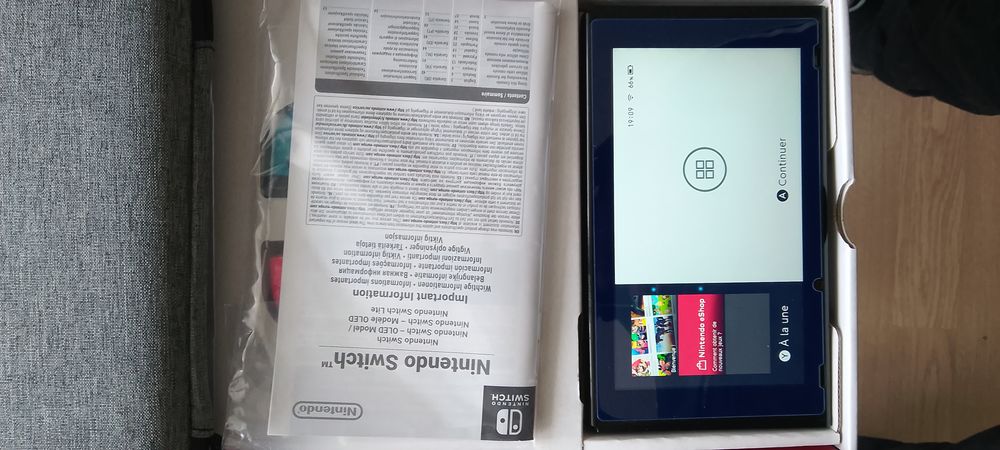Nintendo switch v1 picofly 256 gb avec 18 jeux Consoles et jeux vidéos