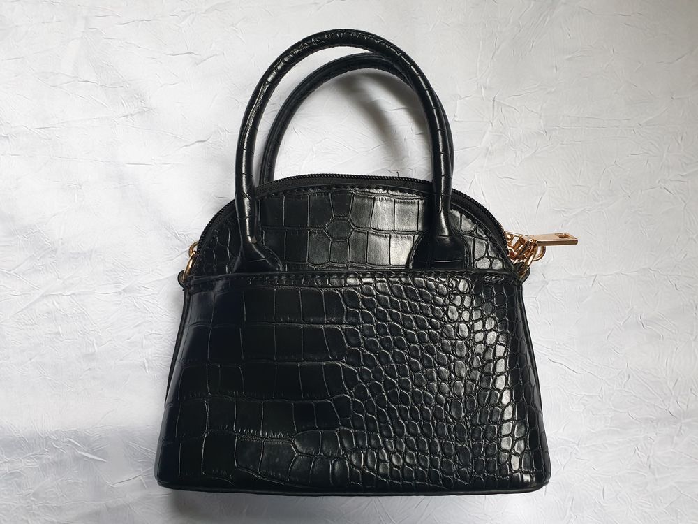 Petit sac &agrave; main noir Maroquinerie
