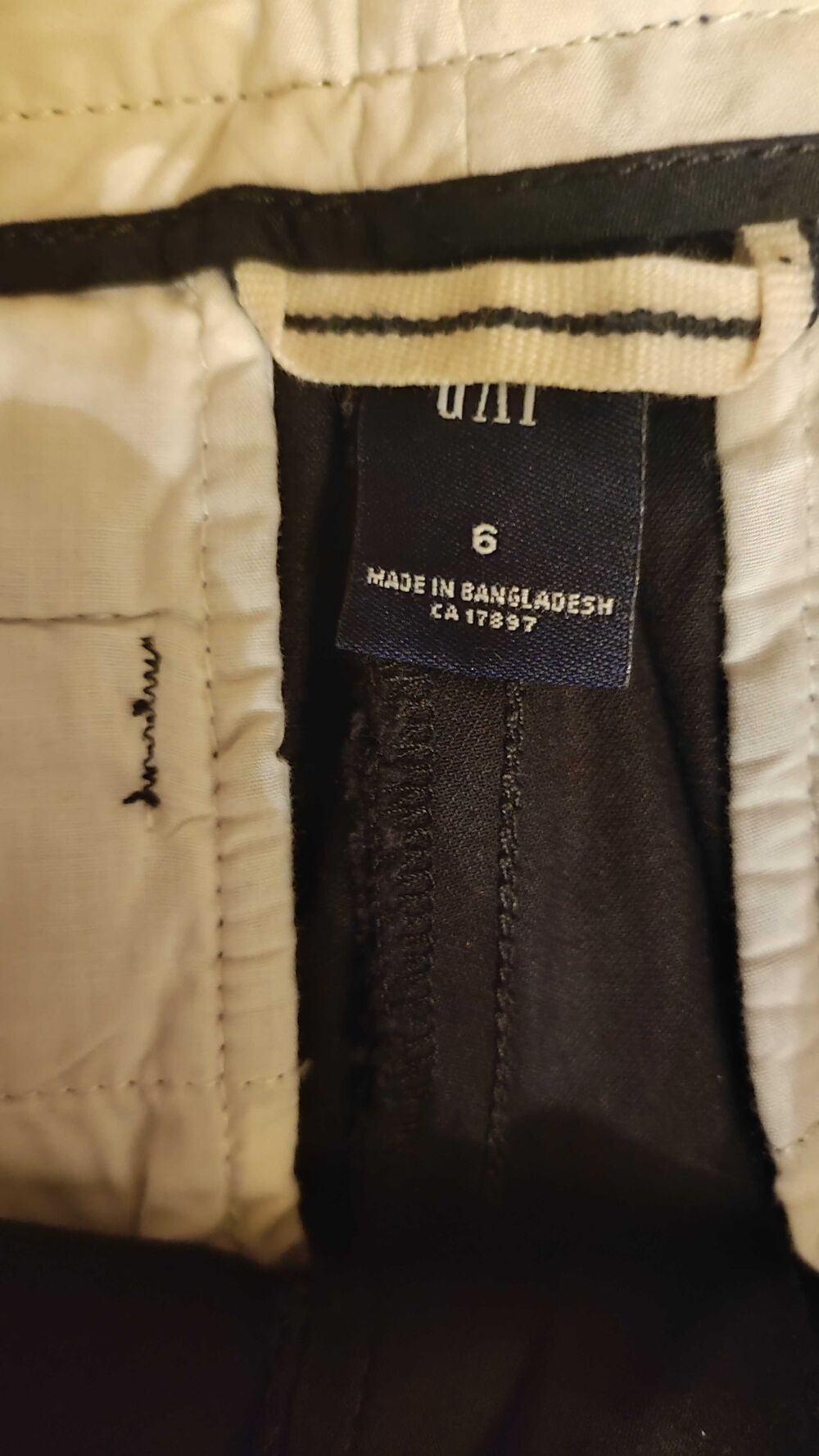 Pantacourt neuf Gap taille 38/39 Vêtements