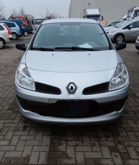 Annonce voiture Renault Clio III 3750 
