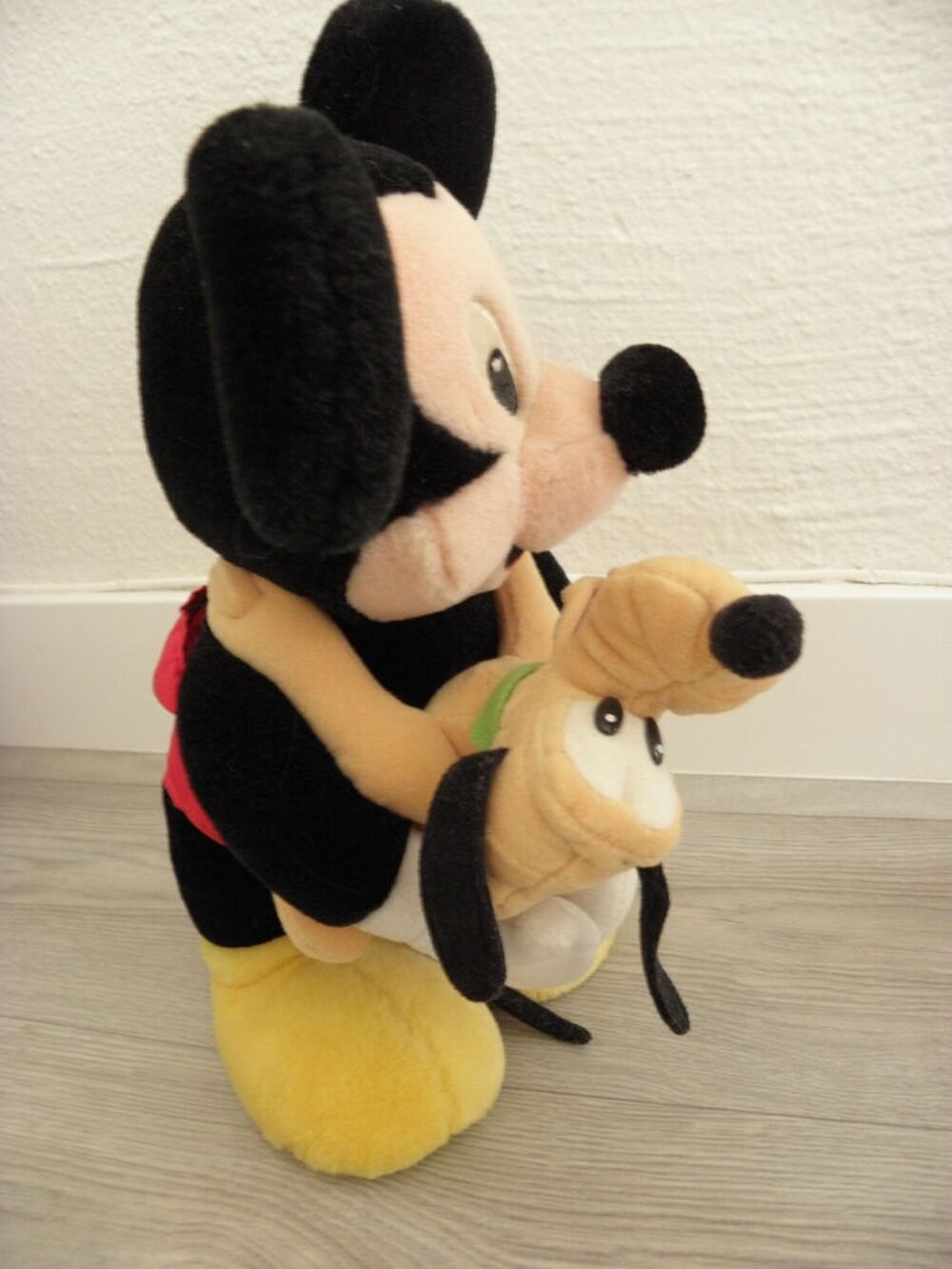 Mickey avec Pluto Disney VINTAGE 