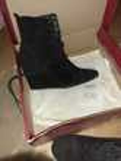 bottine noire pointure 38/39 Chaussures