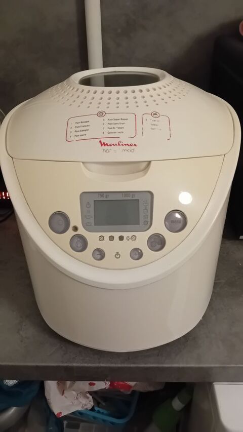 MACHINE � PAIN MULTIFONCTION 25 Caumont-sur-Durance (84)