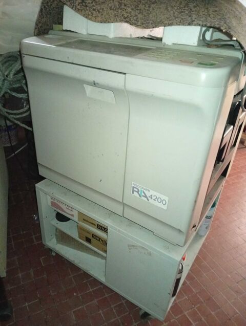 Duplicopieur Riso 4200 800 Chenoise (77)