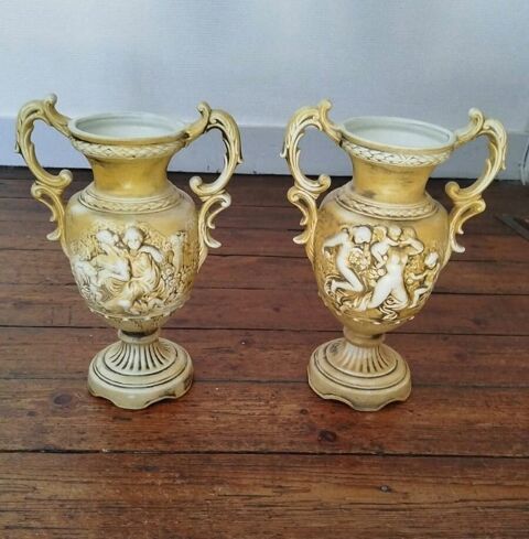Lot 2 vases capodimonte Italie Boulogne-Billancourt (92)