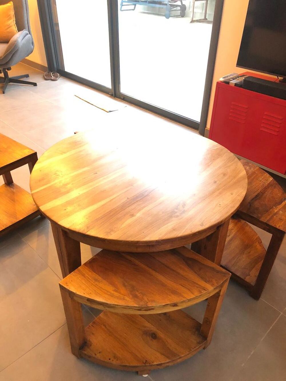 TABLE RONDE PALISSANDRE MASSIF Meubles