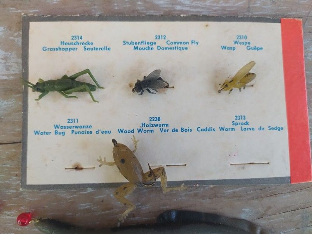 Ancien Hame&ccedil;ons Leurres Insectes Collection P&ecirc;che Vintage 
