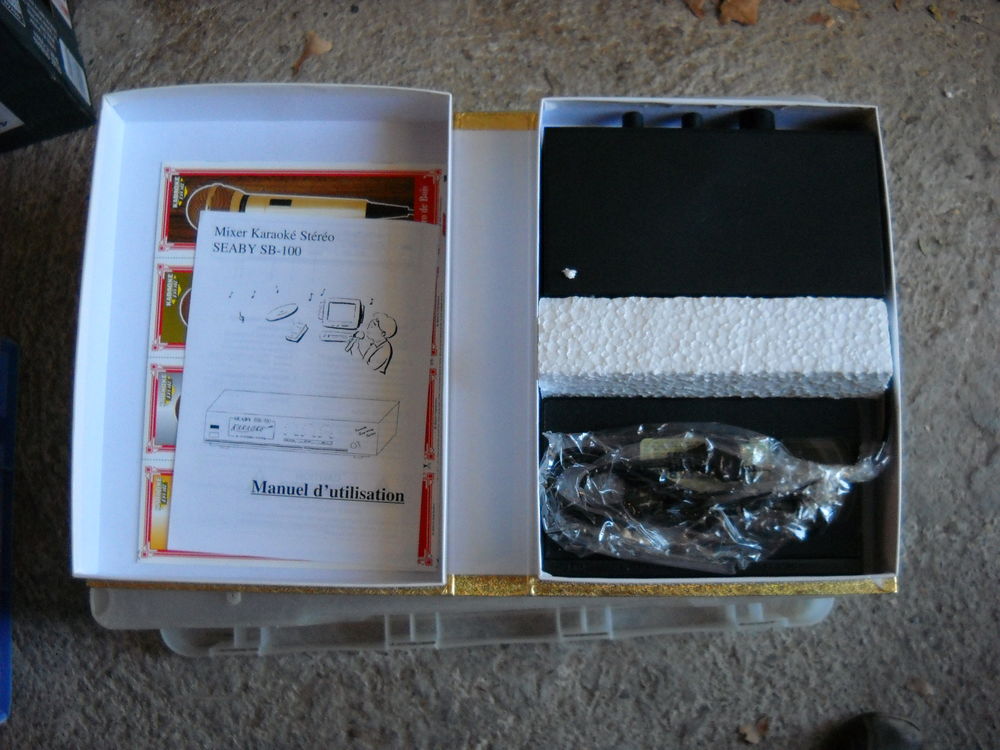 coffret karaok&eacute; neuf Jeux / jouets