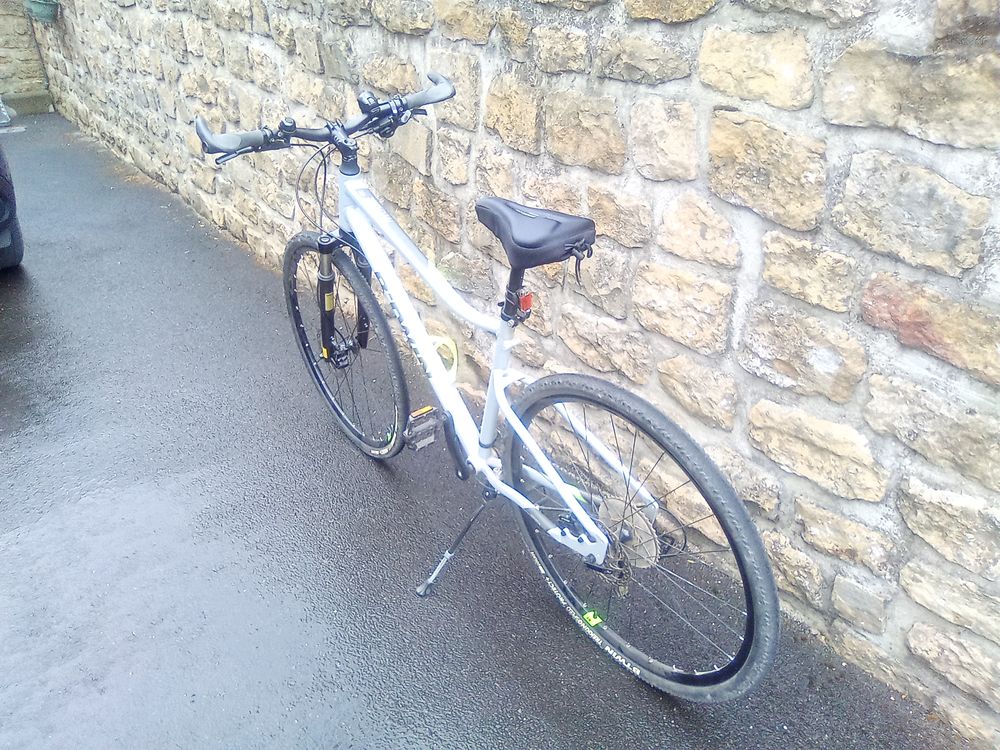 v&eacute;lo B.TWIN VTC homme Vélos