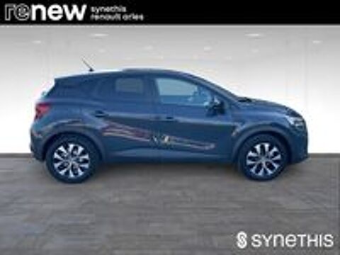 Captur E-Tech full hybrid 145 Evolution 2023 occasion 13200 Arles