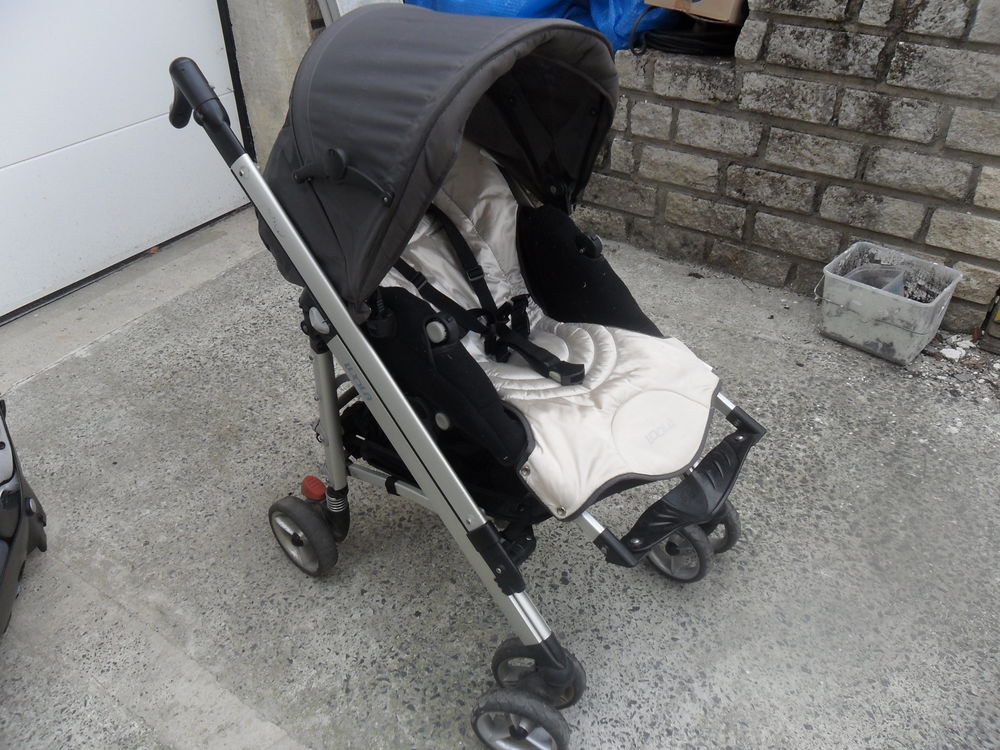 Poussette et cosy enfant Puériculture
